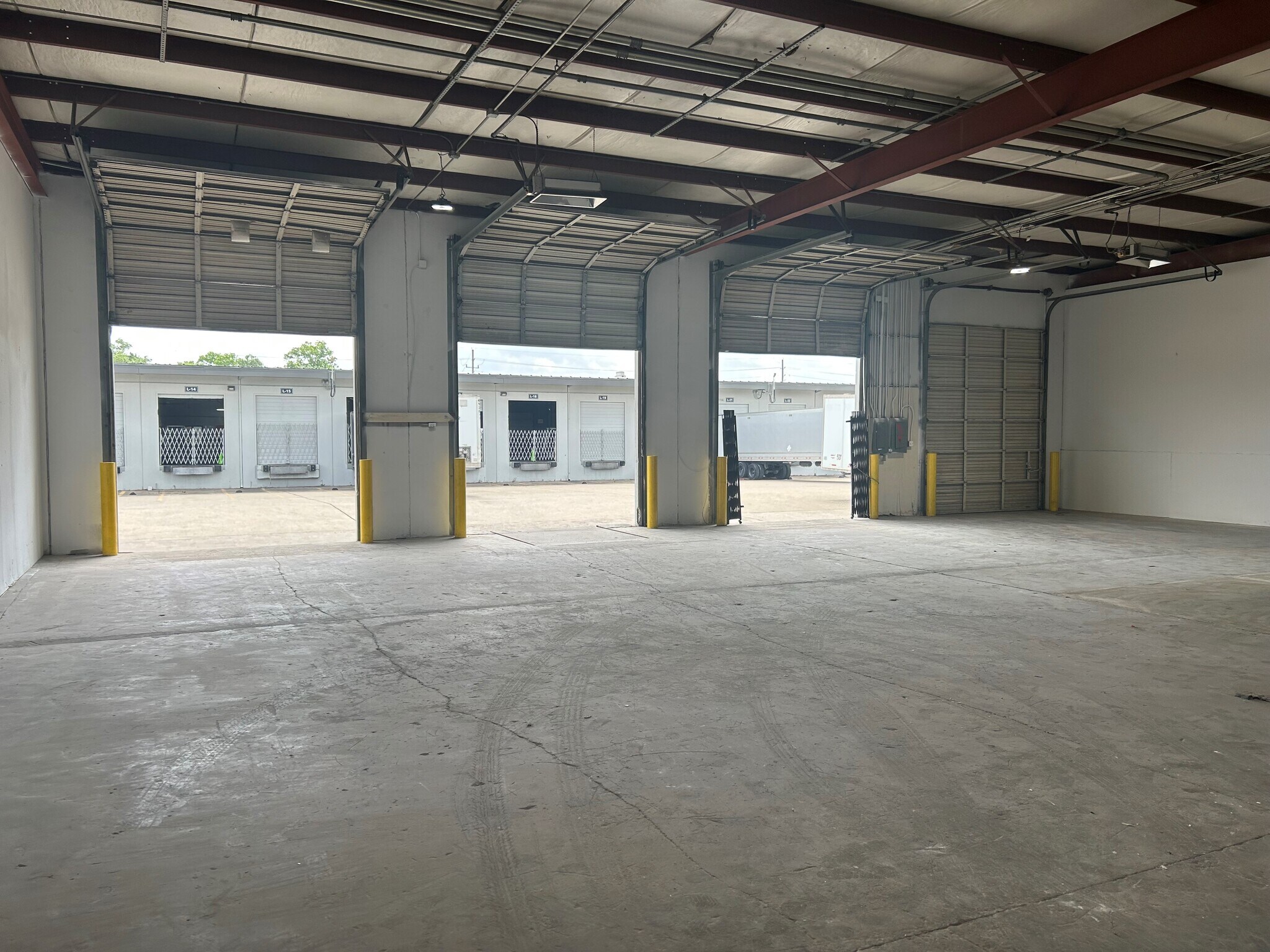 15925 Morales Rd, Houston, TX for Rent