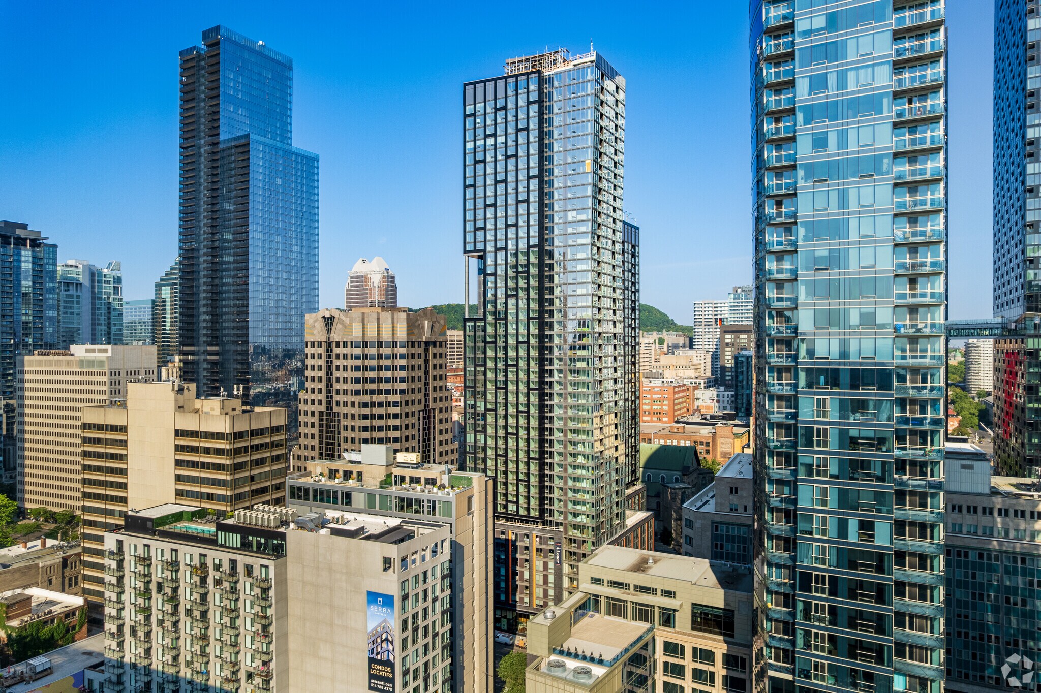 435 Boul René-Lévesque O, Montréal, QC for Rent