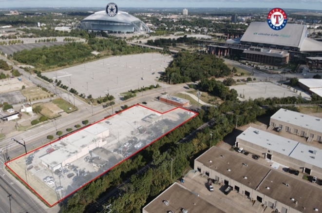 601 Stadium Dr, Arlington, TX for Sale