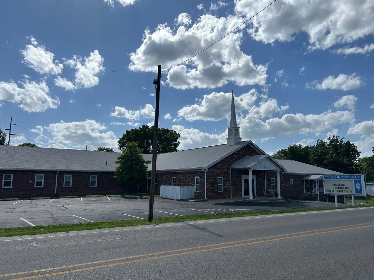 125 E Montgomery Ave, Clarksville, IN for Sale