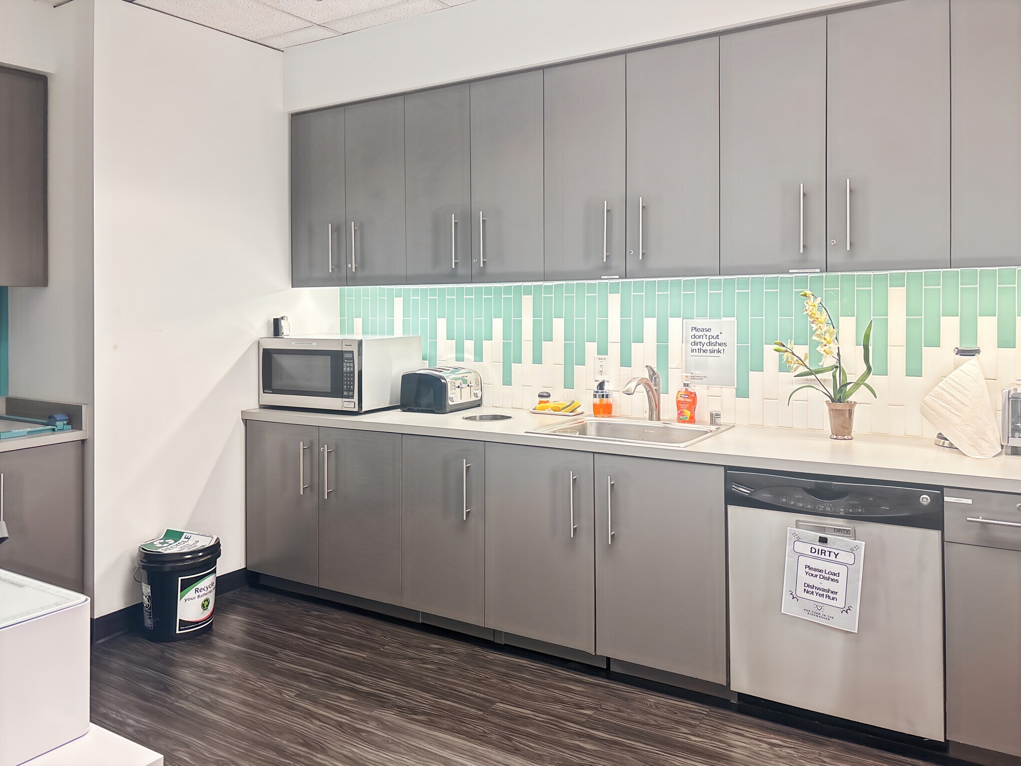 10900 NE 4th St, Bellevue, WA for Rent