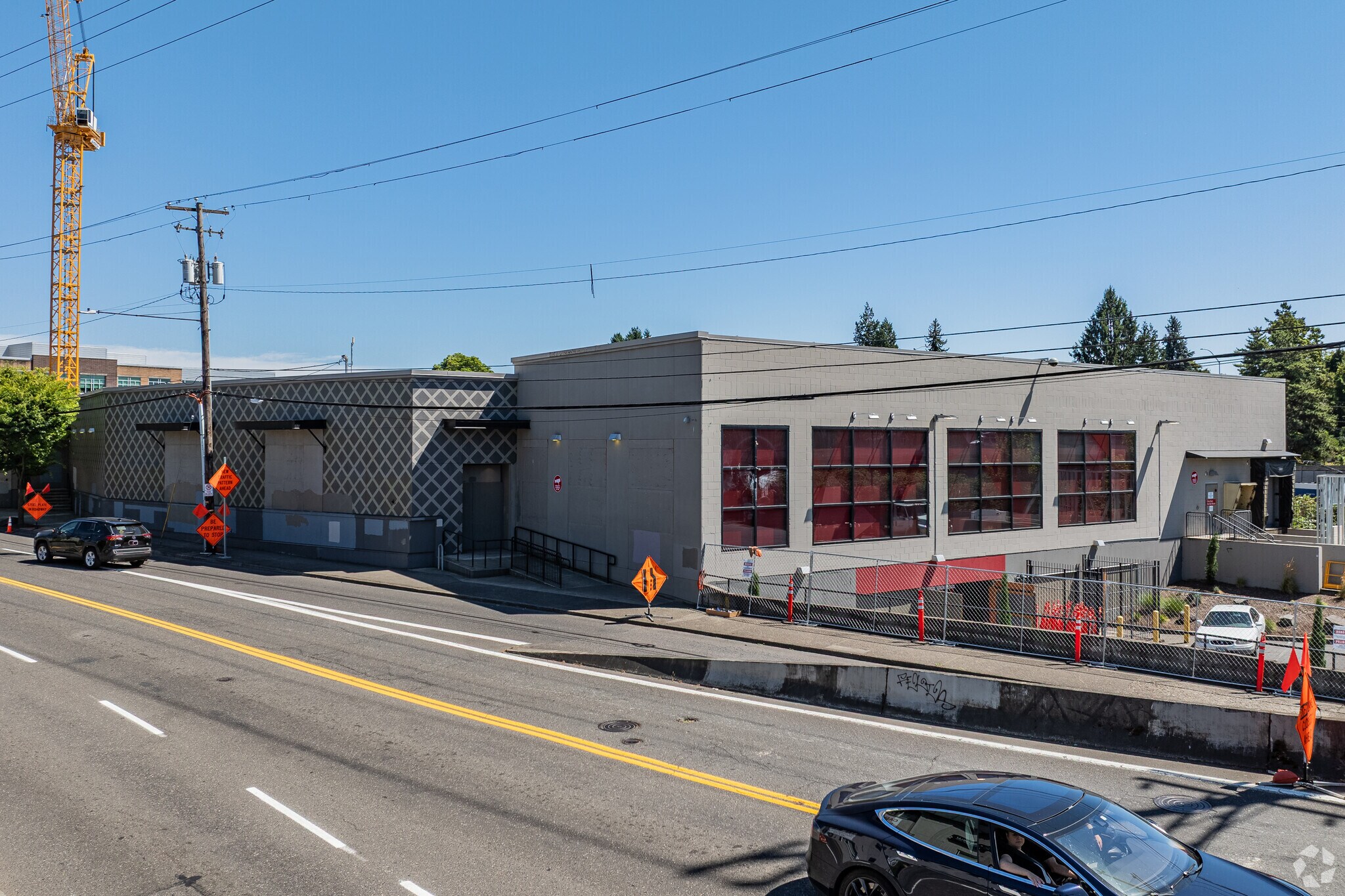 4030 NE Halsey St, Portland, OR for Rent