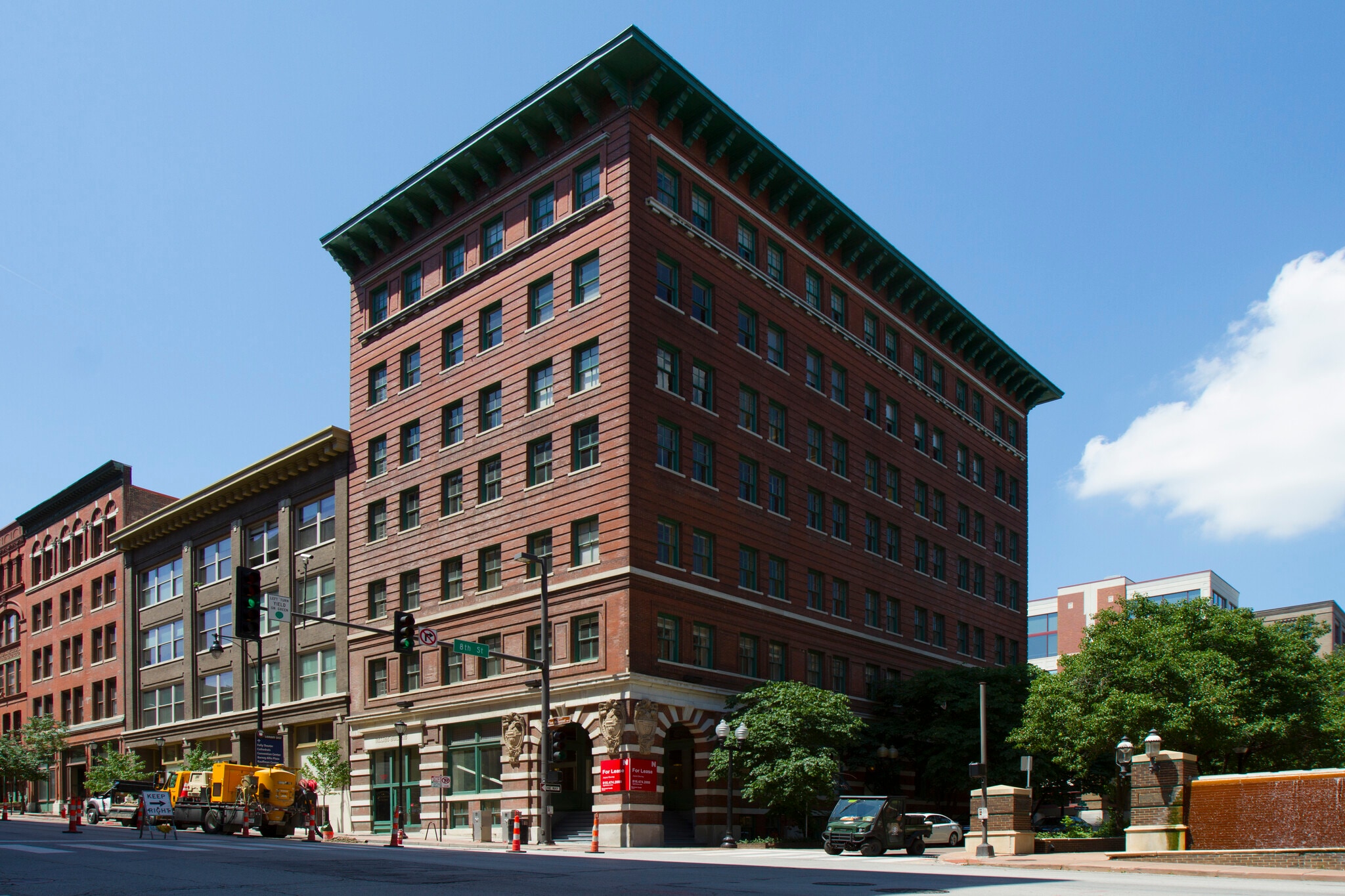 802 Broadway Blvd, Kansas City, MO for Rent