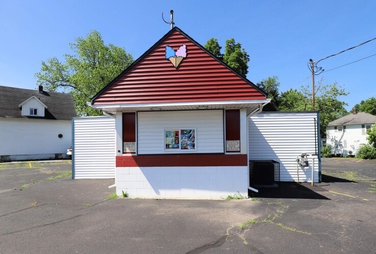 11225 N Saginaw St, Mount Morris, MI for Sale