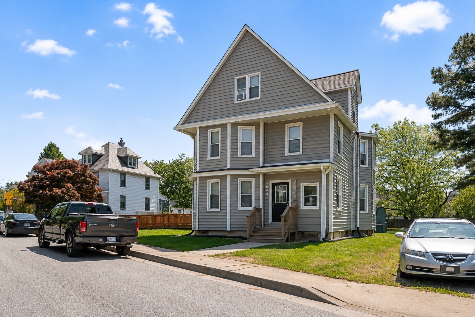 3211 Batavia Ave, Baltimore, MD for Sale