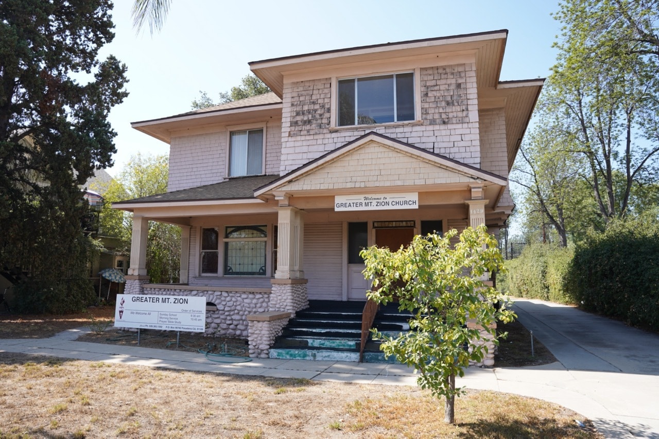 1429 N Fair Oaks Ave, Pasadena, CA for Sale