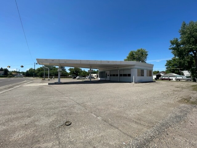 3701 2nd Ave N, Great Falls, MT for Sale