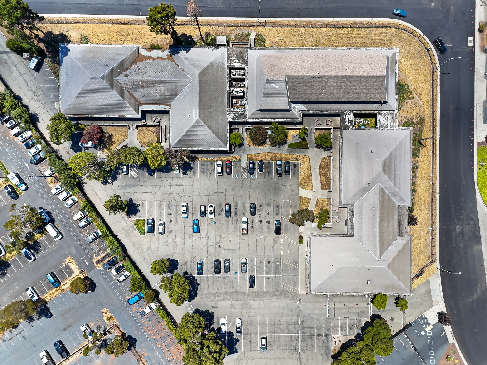 300 Pendleton Way, Oakland, CA for Sale