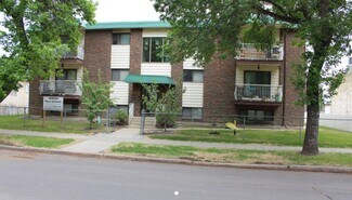 10813 92 St  