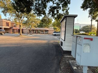 2713-2715 W. Virginia Ave
