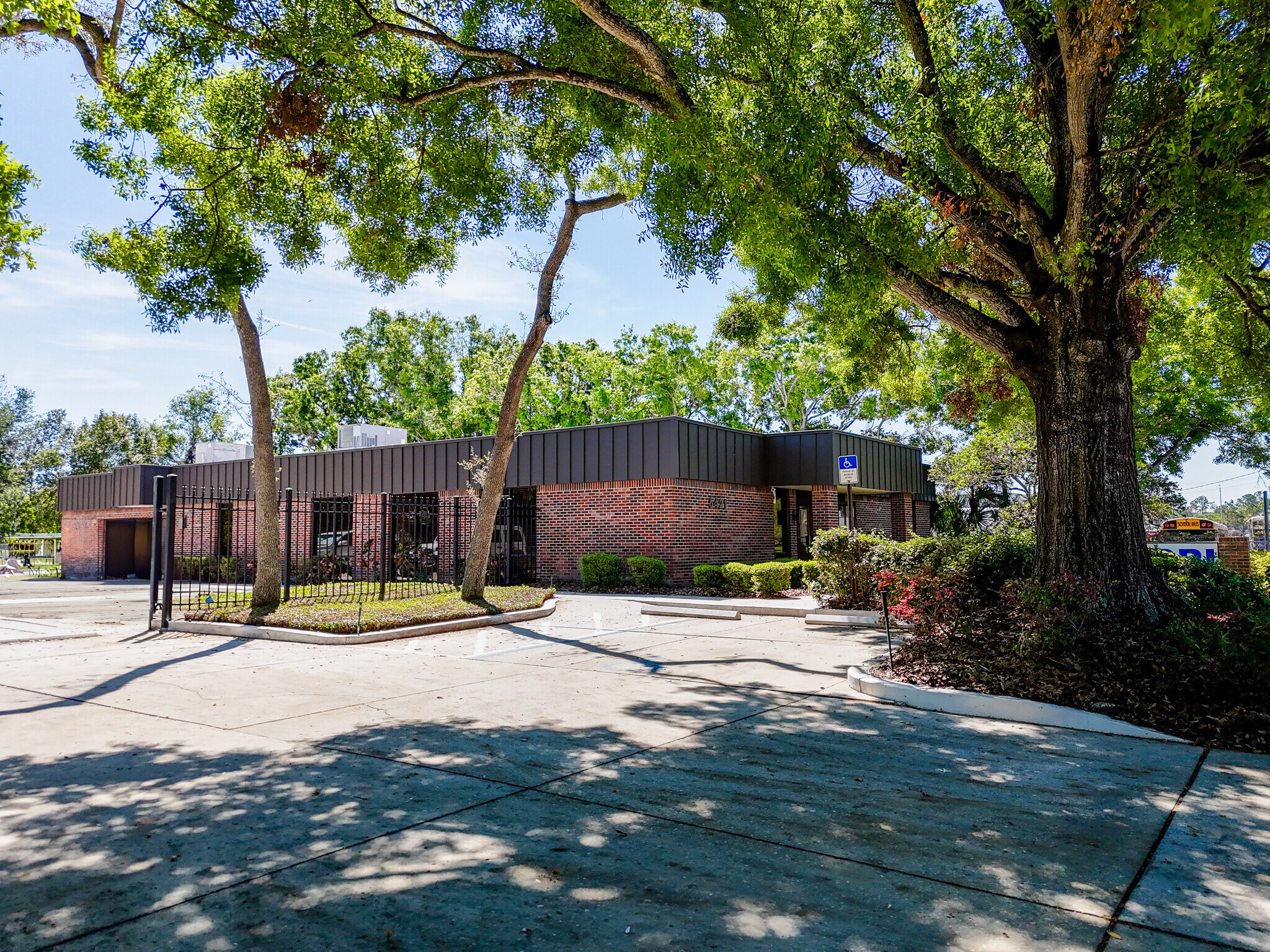 5421 N 59th St, Tampa, FL for Sale