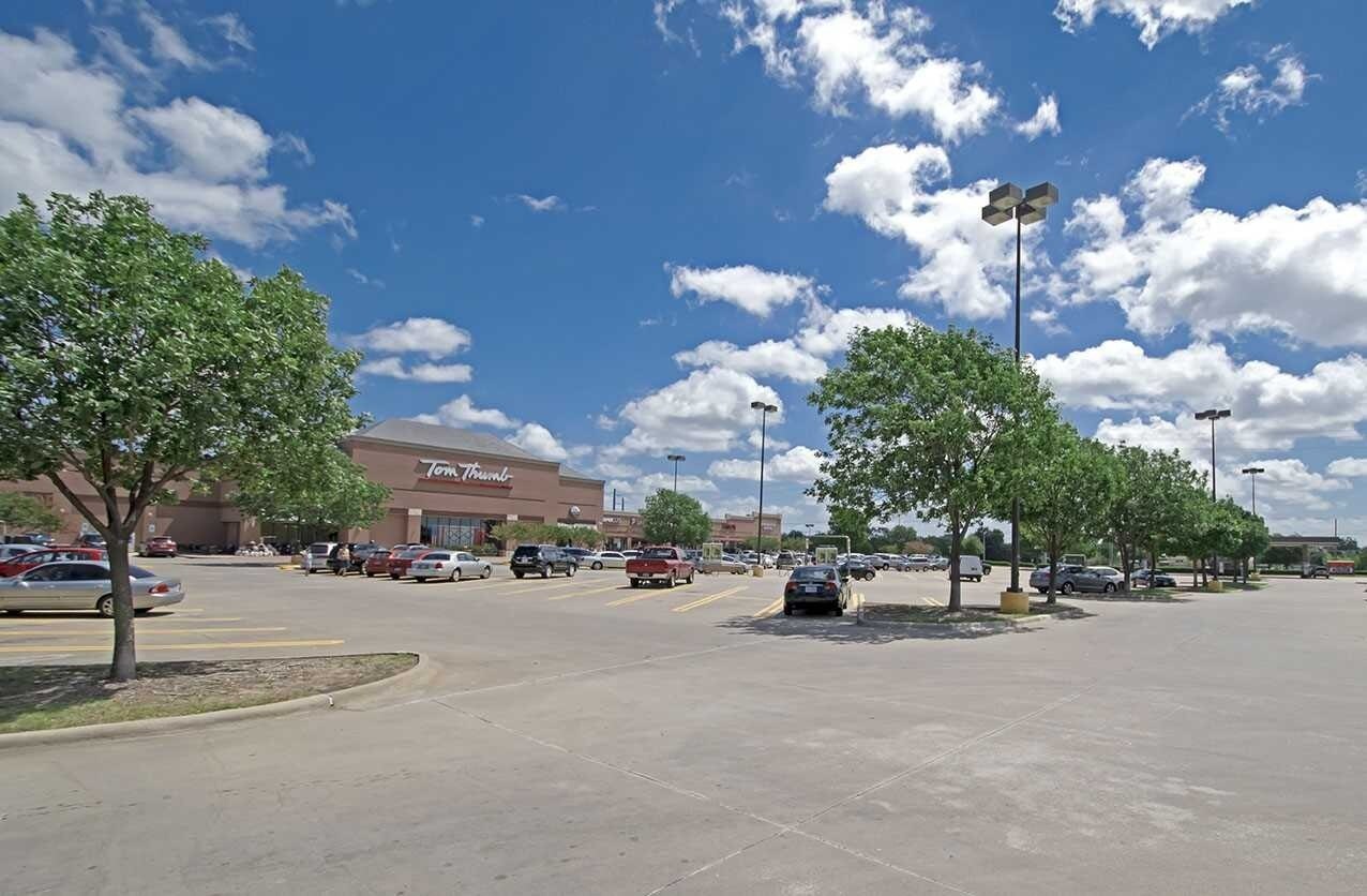 2601-2655 Arapaho Rd, Garland, TX for Rent