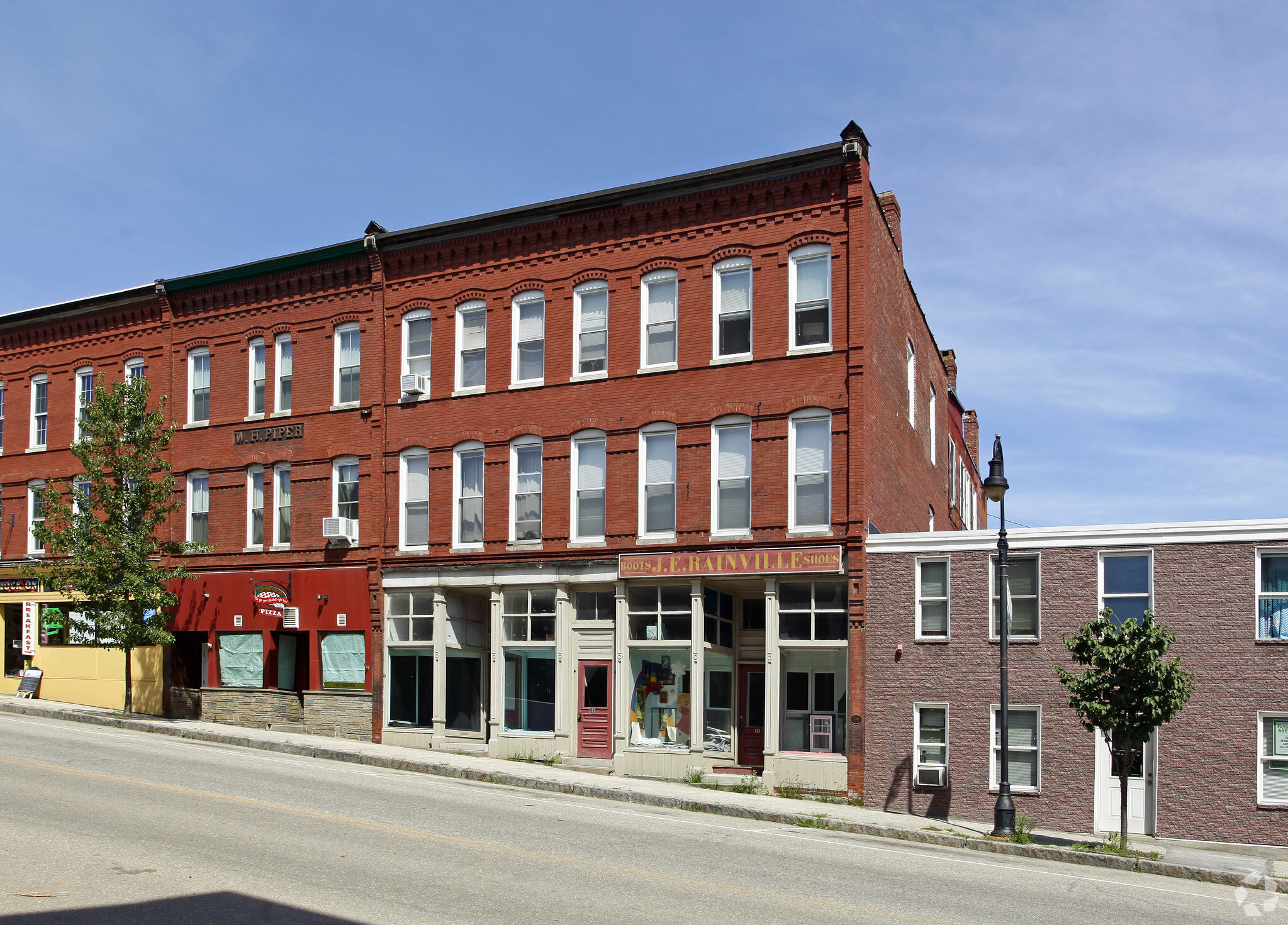 135 Main St, Pembroke, NH for Rent