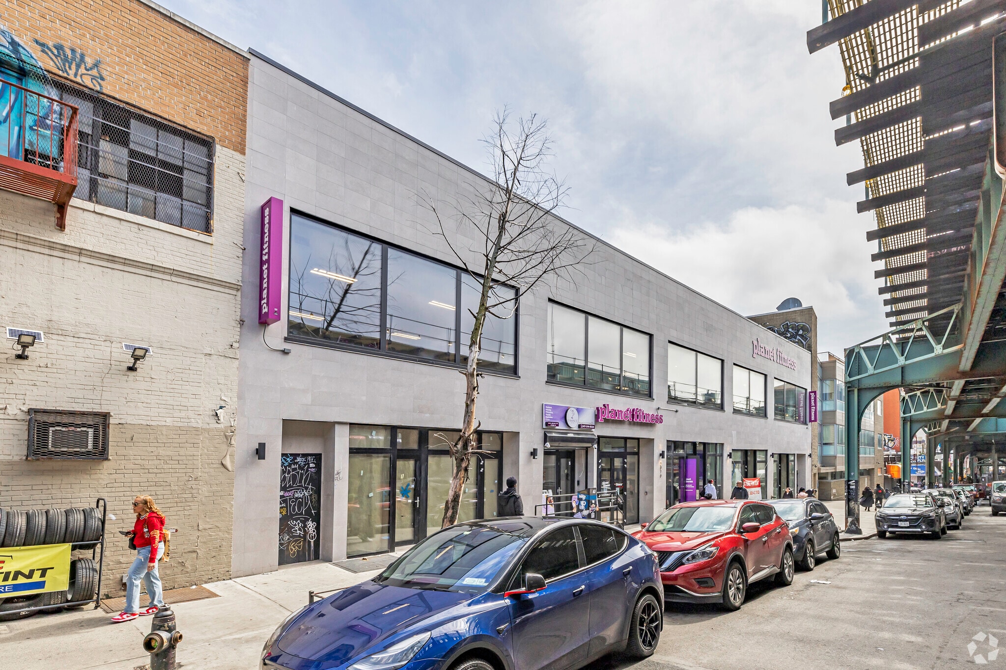 2070 Jerome Ave, Bronx, NY for Sale