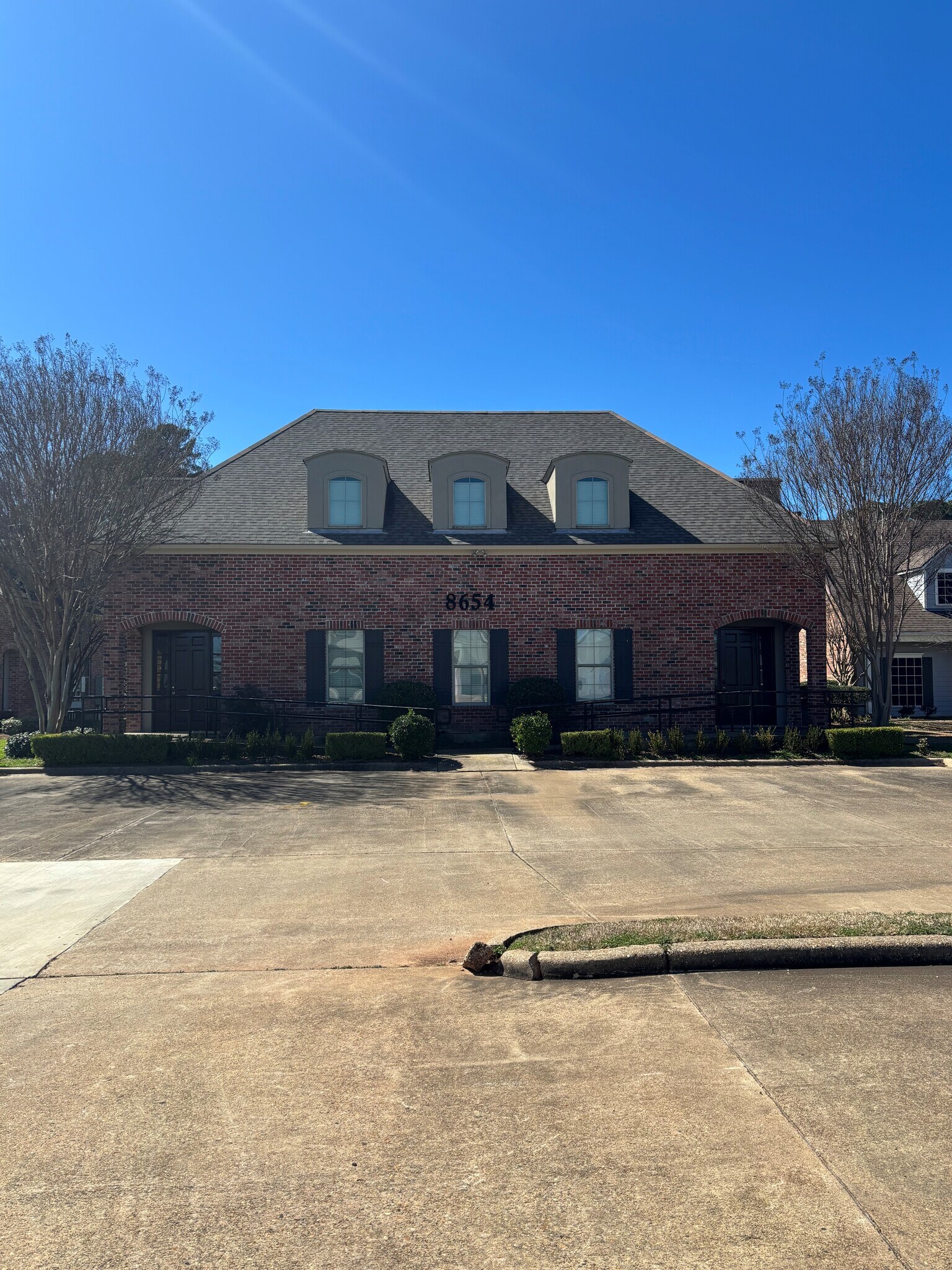 8654 Business Park Dr, Shreveport, LA for Sale