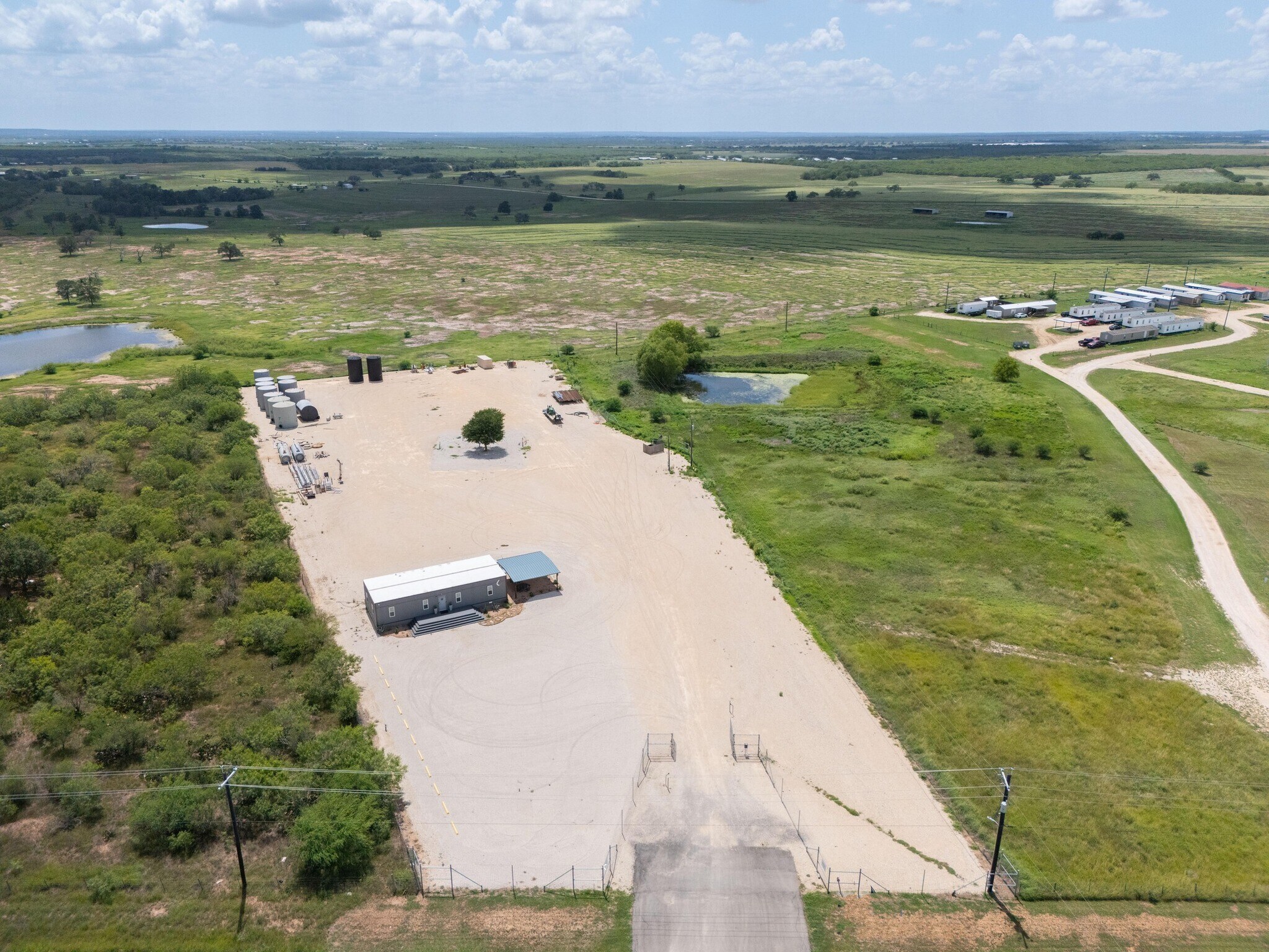 804 Highway 304, Gonzales, TX for Sale
