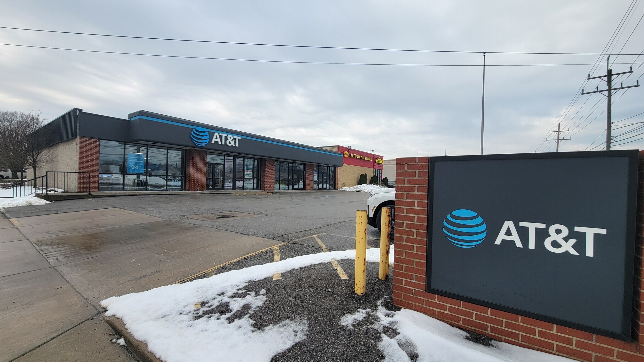 6290-6294 Mayfield Rd, Mayfield Heights, OH for Rent