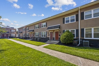 Moorestown, NJ Apartments - 101 E Camden Ave