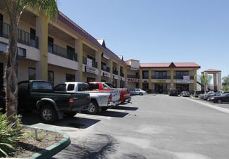 San Jacinto, CA Retail - 500 S State St