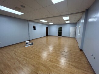 Pittsburgh, PA Retail - 300 Mt Lebanon Blvd