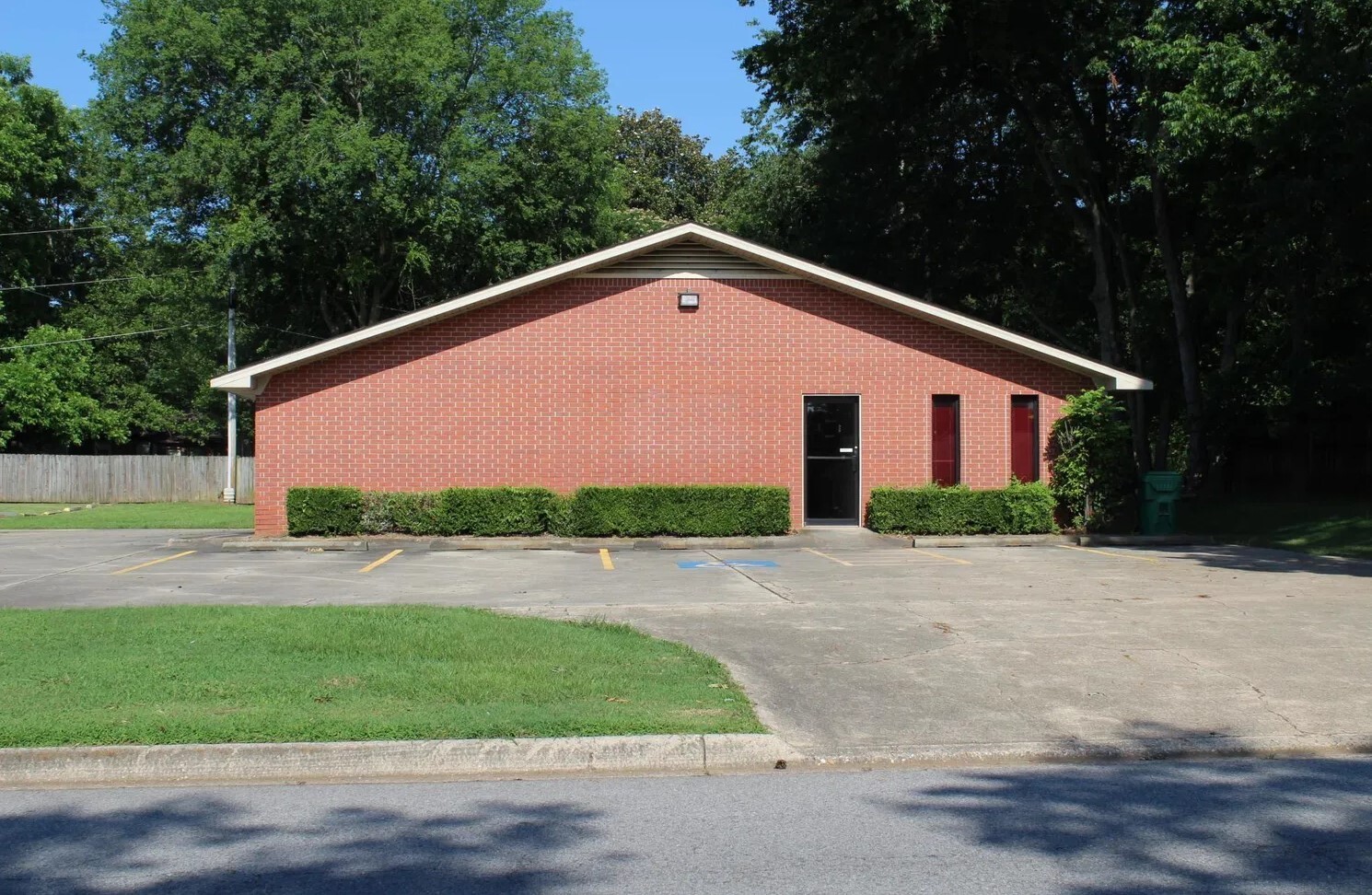 527 N Main St, Nashville, AR for Sale