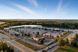 Woonsocket, RI Retail - 1790-2000 Diamond Hill Rd Woonsocket, RI Retail - 1790-2000 Diamond Hill Rd
