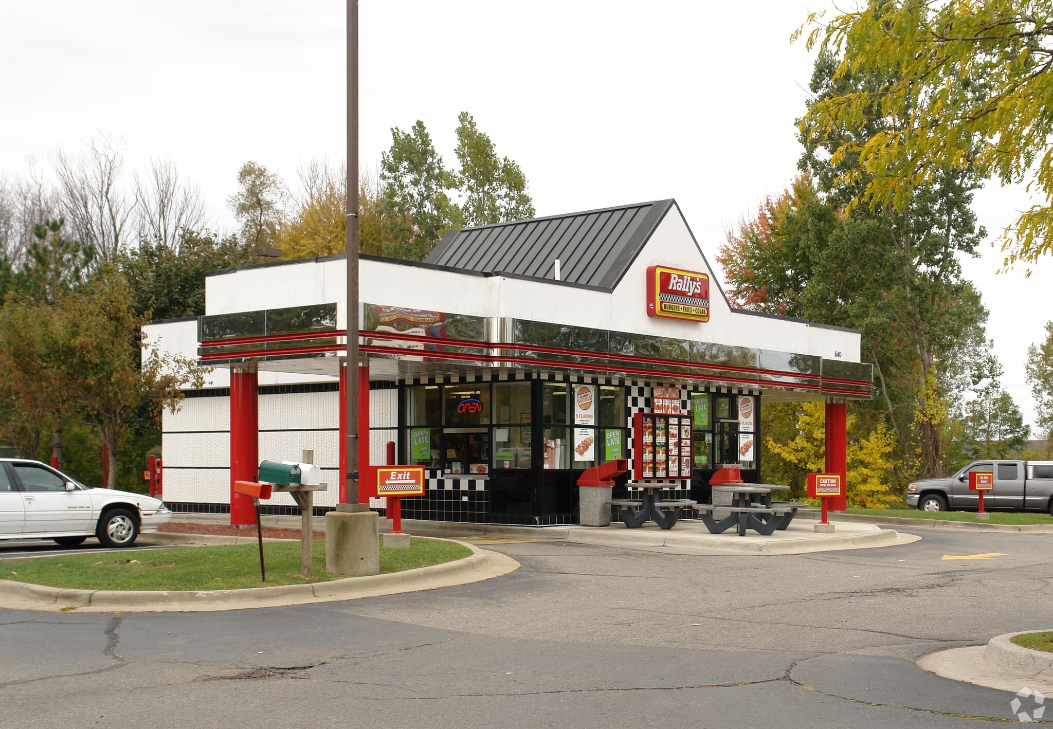 640 Lansing Rd, Charlotte, MI for Rent
