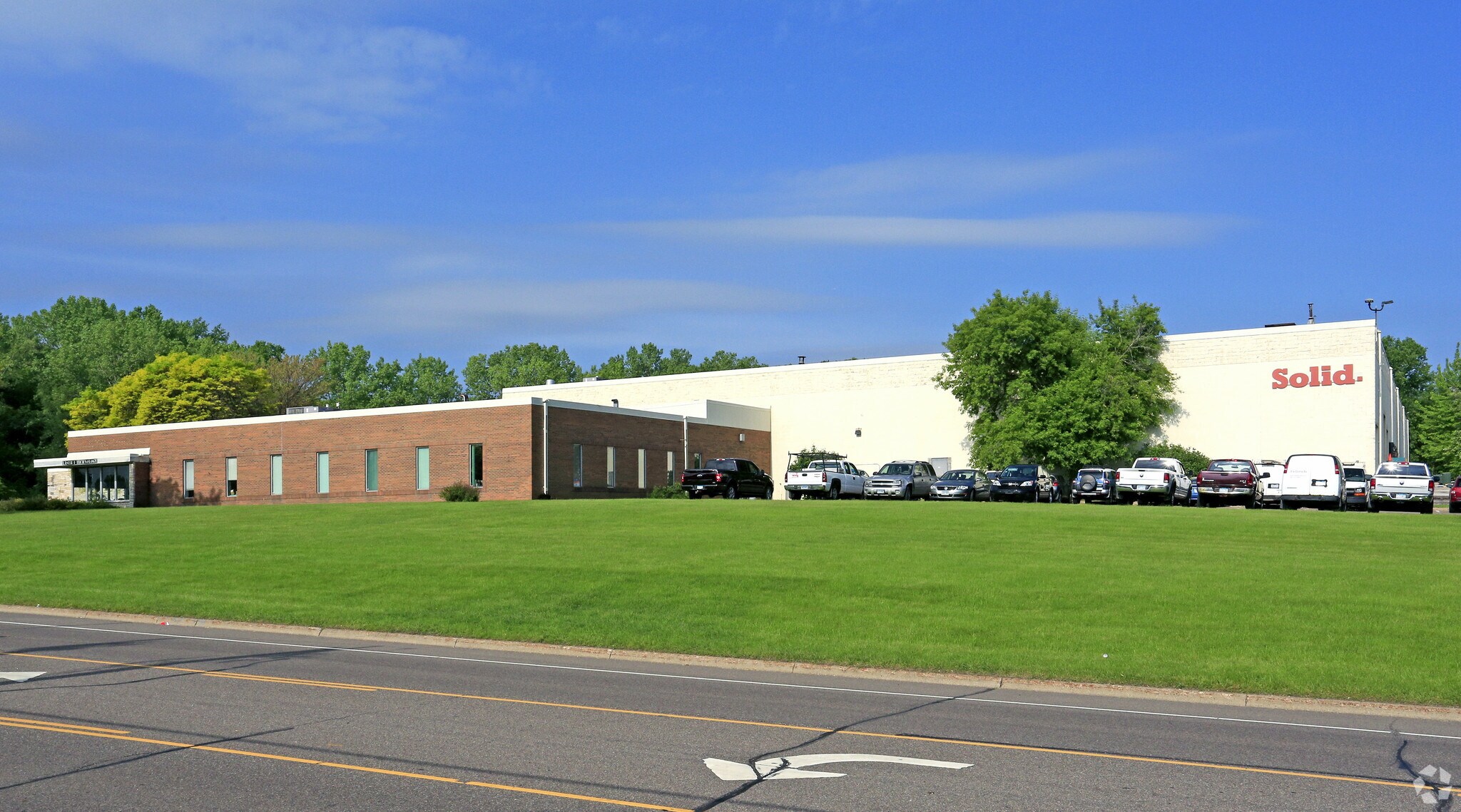 1777 Oakdale Ave, West Saint Paul, MN for Rent