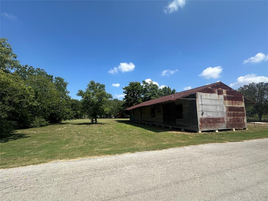 649 Fir ln, Lockhart, TX for Sale