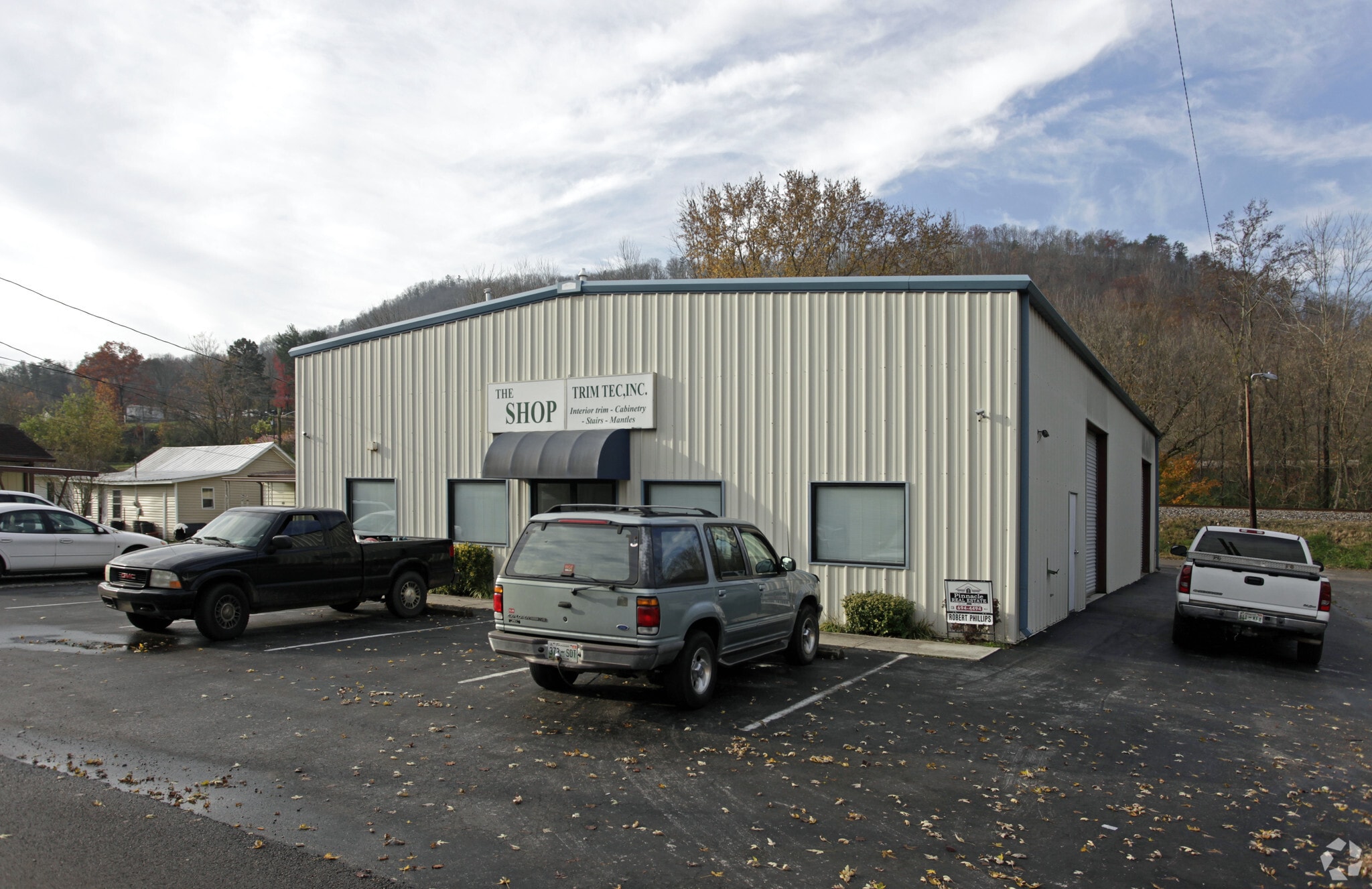 106 Railroad Ave, Lake City, TN for Sale