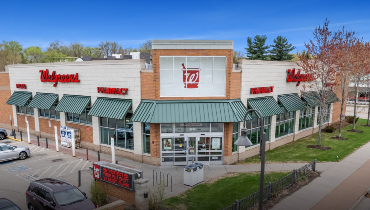 3913 W Old Shakopee Rd, Bloomington, MN for Sale