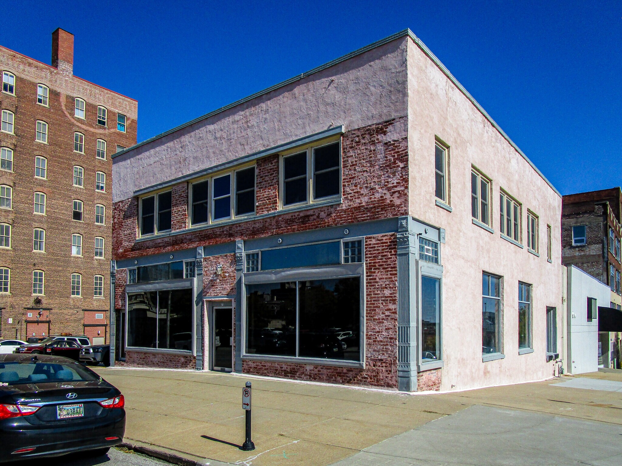 613 S 16th St, Omaha, NE for Rent