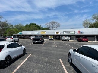 New Braunfels, TX Retail - 380-394 Landa St