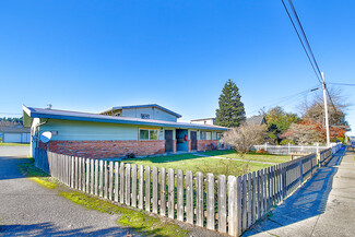 North Bend, OR Apartments - 2394 Marion St