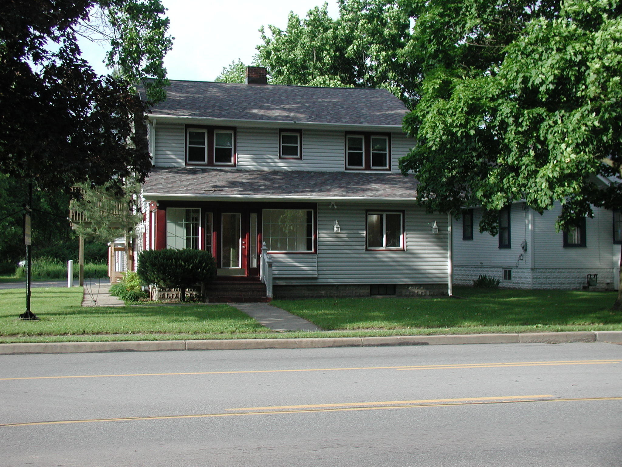 1103 W Main St, Grove City, PA for Rent