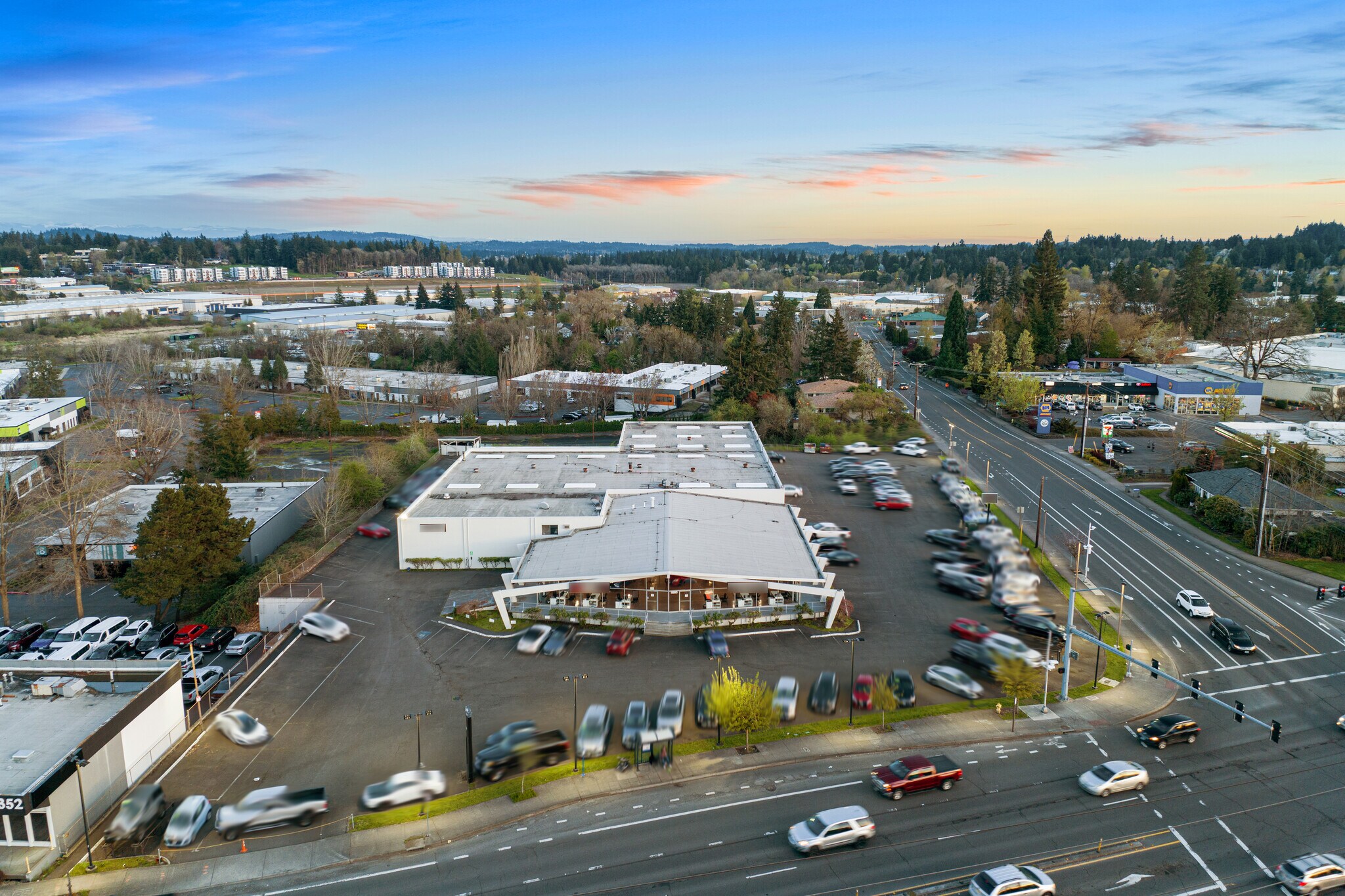 11880 SW Pacific Hwy, Tigard, OR for Sale