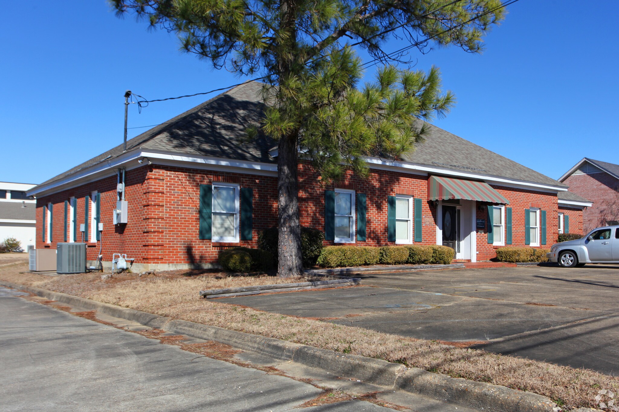 4183 Carmichael Rd, Montgomery, AL for Rent
