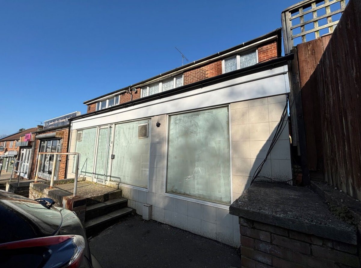 14-14A Eaton Green Rd, Luton, BDF for Rent
