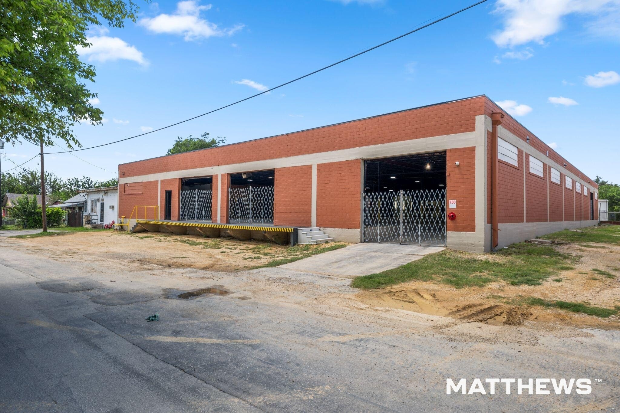 1027 Morales St, San Antonio, TX for Sale