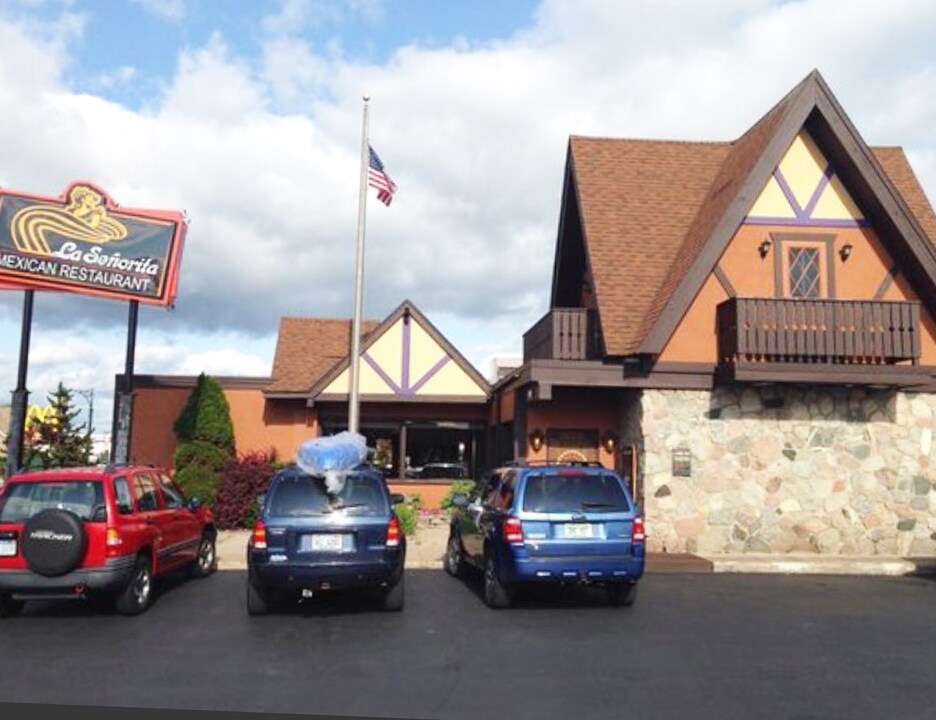 737 W Main Gaylord Mi 49735 Retail Property For Sale On Showcase Com