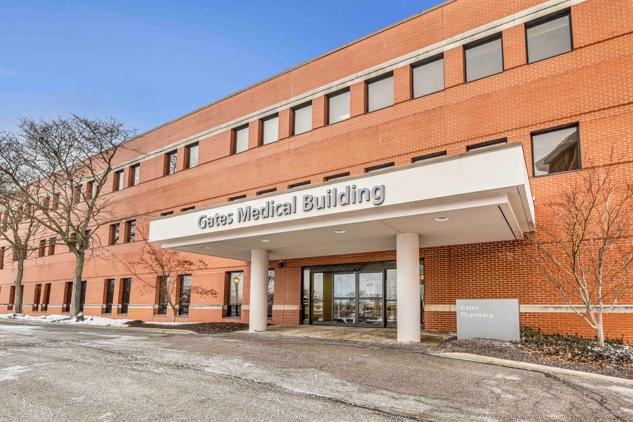 125 E Broad St, Elyria, OH for Sale