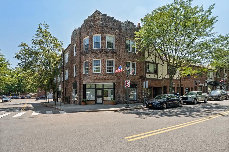 30 Garth Rd, Scarsdale, NY for Rent