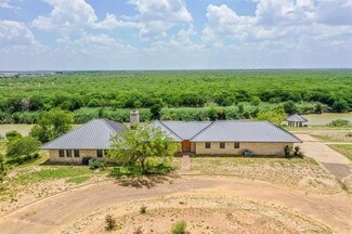 Laredo, TX Residential Income - 401 Aquero Blvd