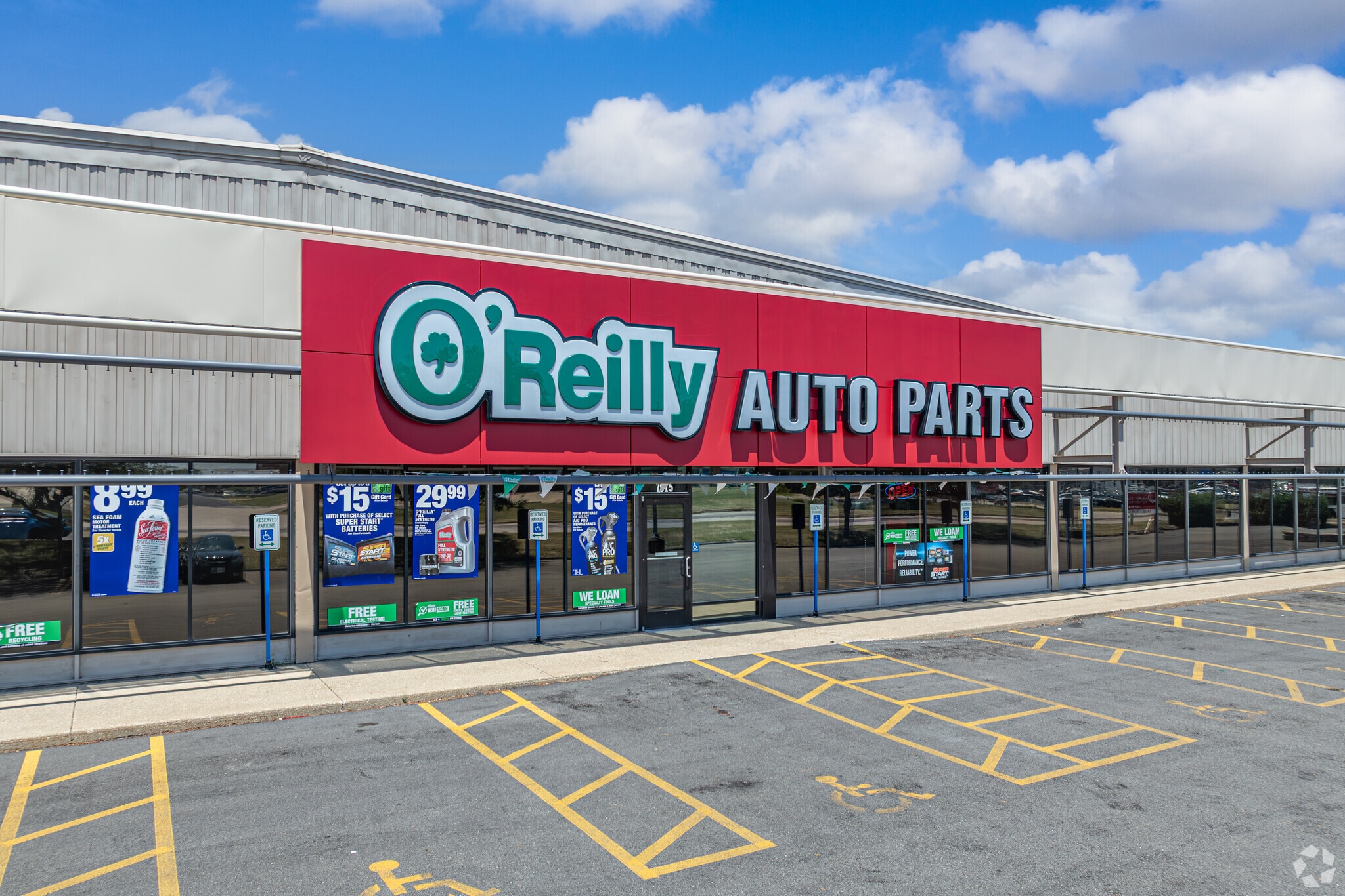 7915 N Hale Ave, Peoria, IL for Sale
