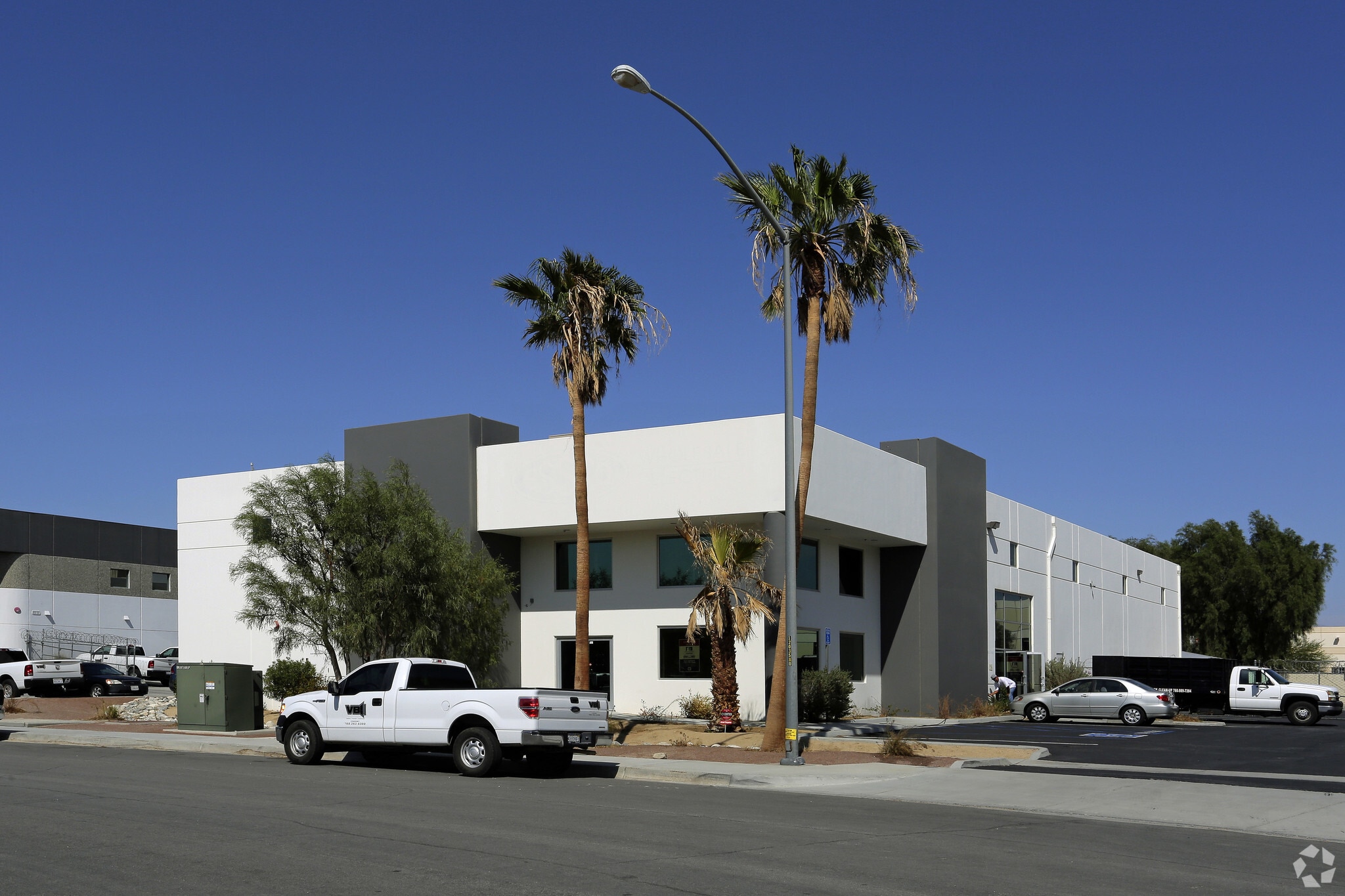 72232 Corporate Way, Thousand Palms, CA for Rent