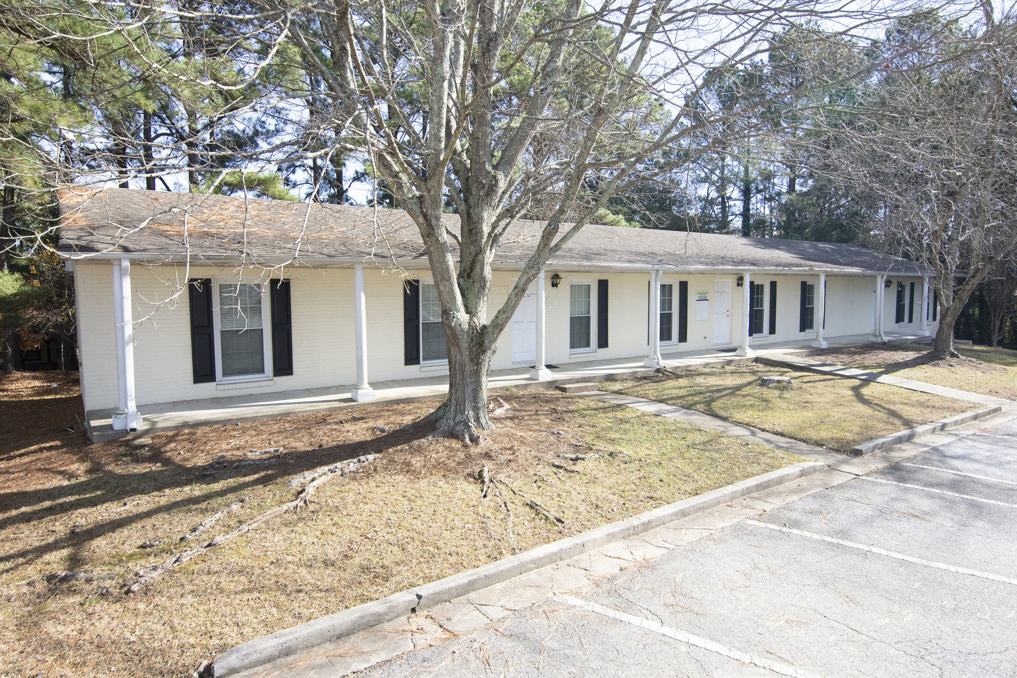 213 Jeff Davis Pl, Fayetteville, GA for Rent