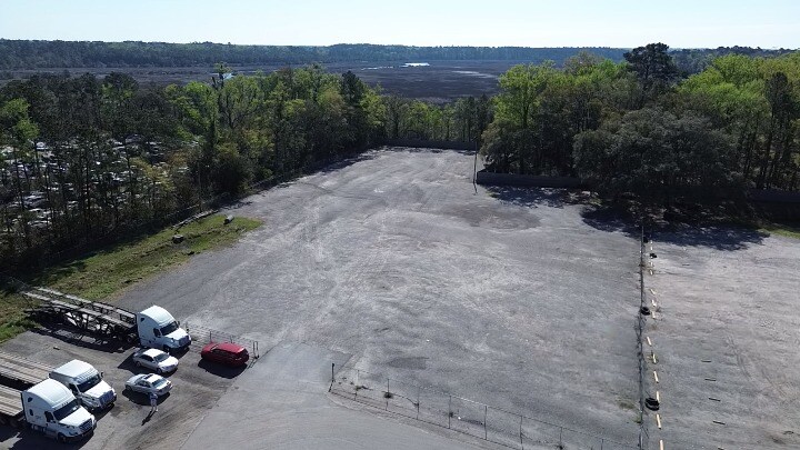 5545 Ogeechee Rd, Savannah, GA for Rent