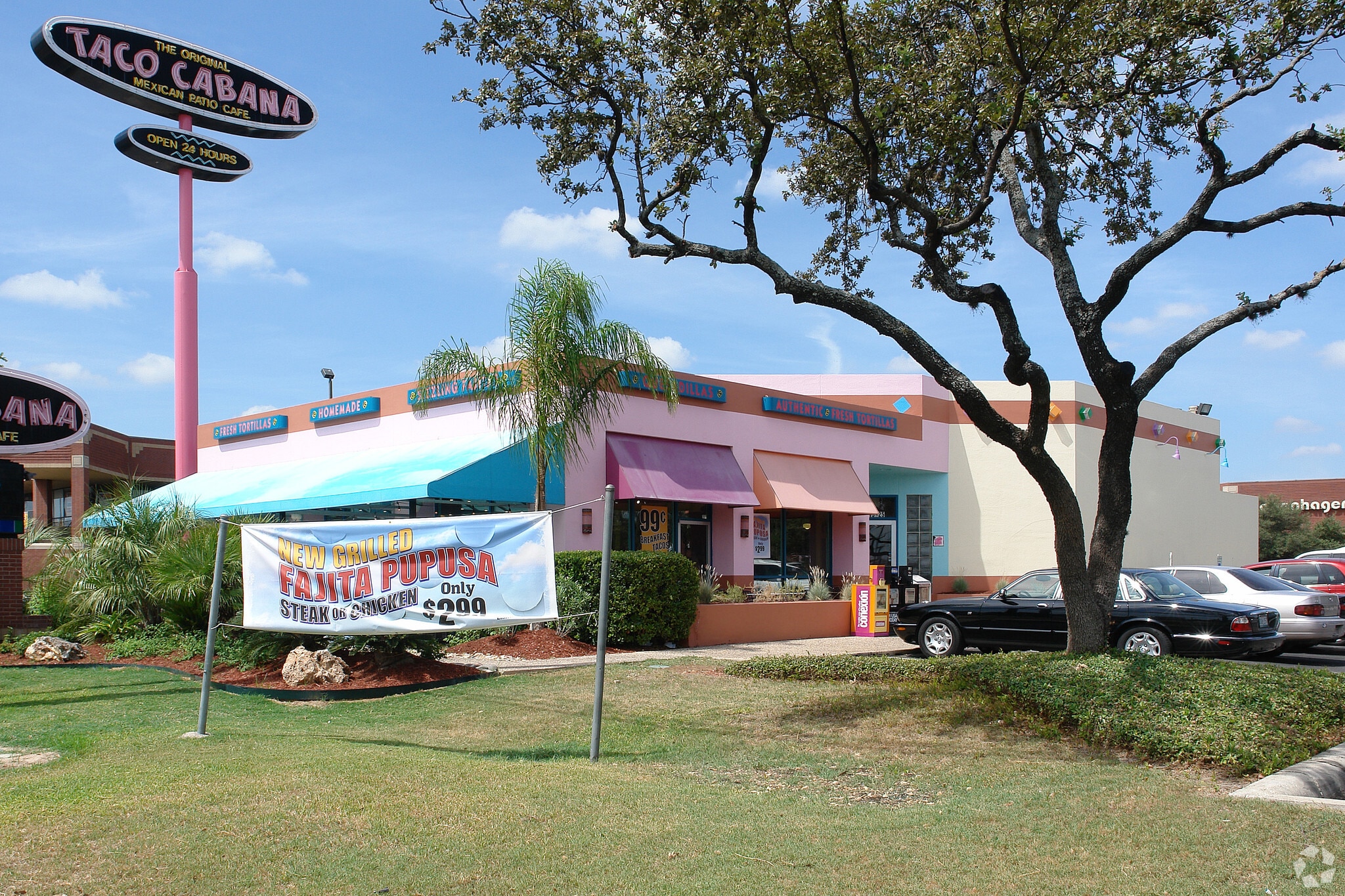 15925 San Pedro Ave, San Antonio, TX for Sale