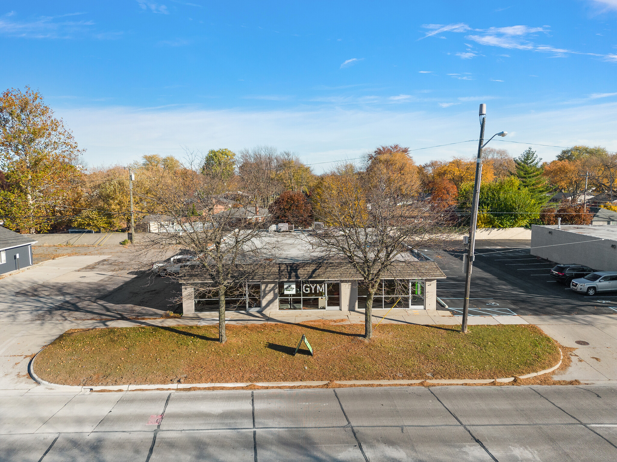 26600 Harper Ave, Saint Clair Shores, MI for Rent