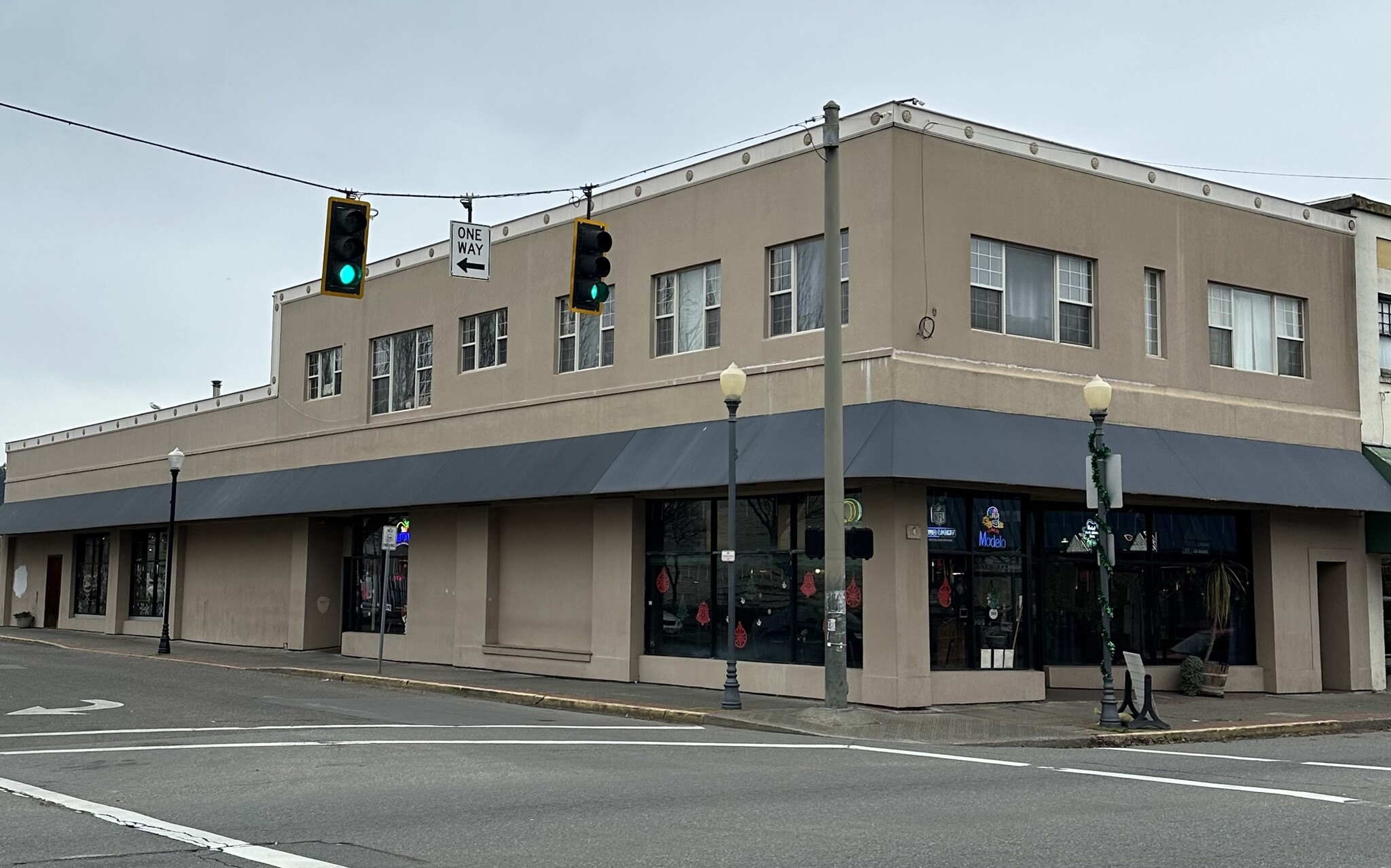 295 S Broadway, Coos Bay, OR for Sale